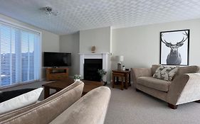 Dwarwick House